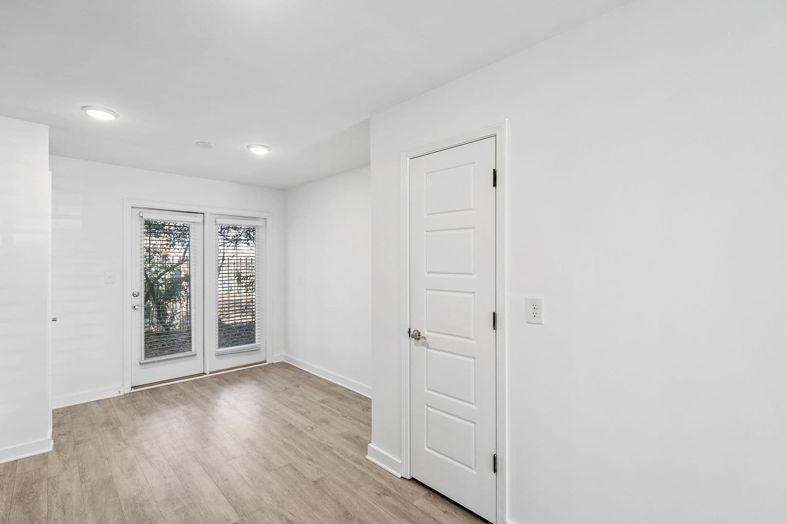 Birmingham Apartment: 685-691 Idlewild Circle