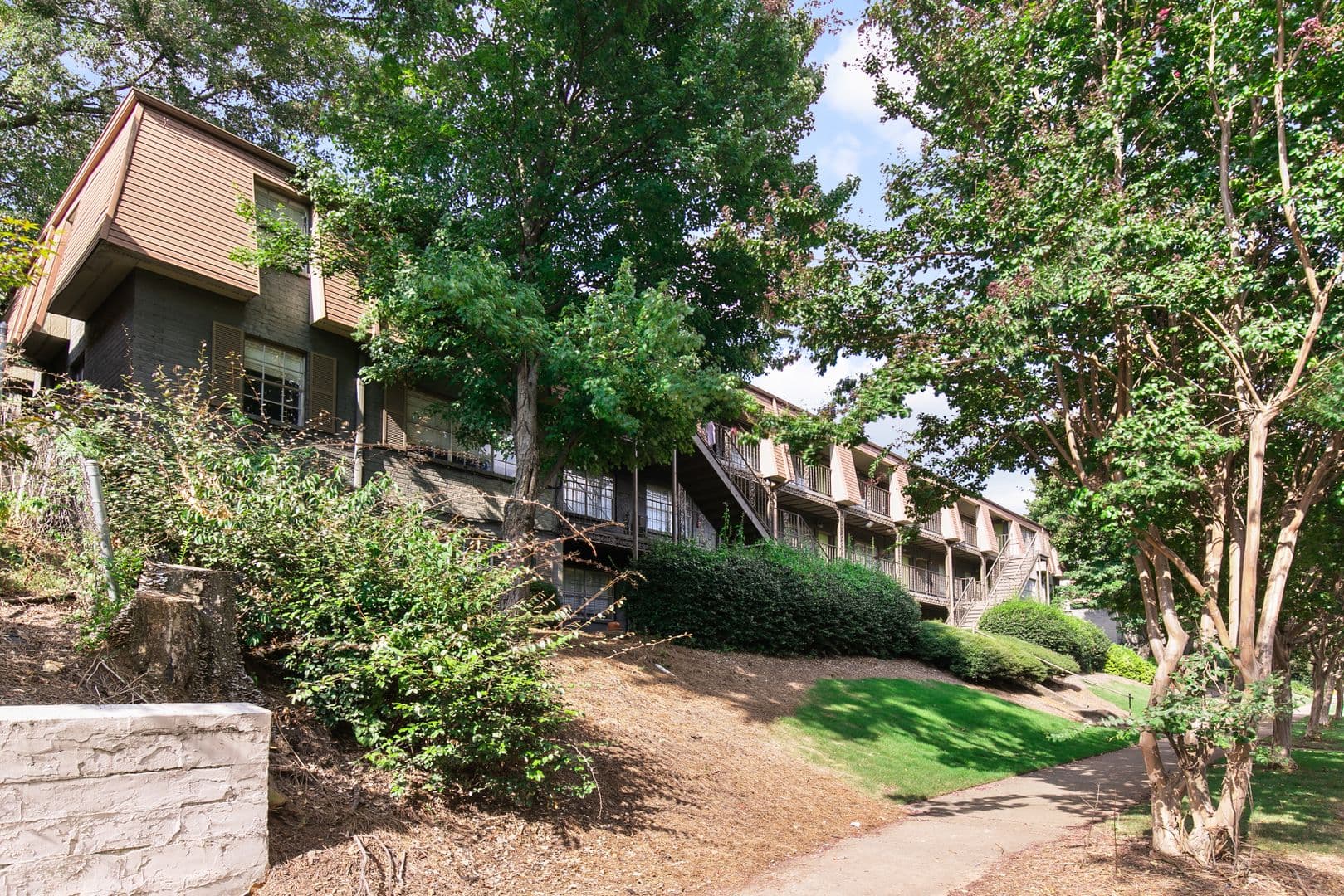 Birmingham Apartment: 1608-1620 14th Ave S