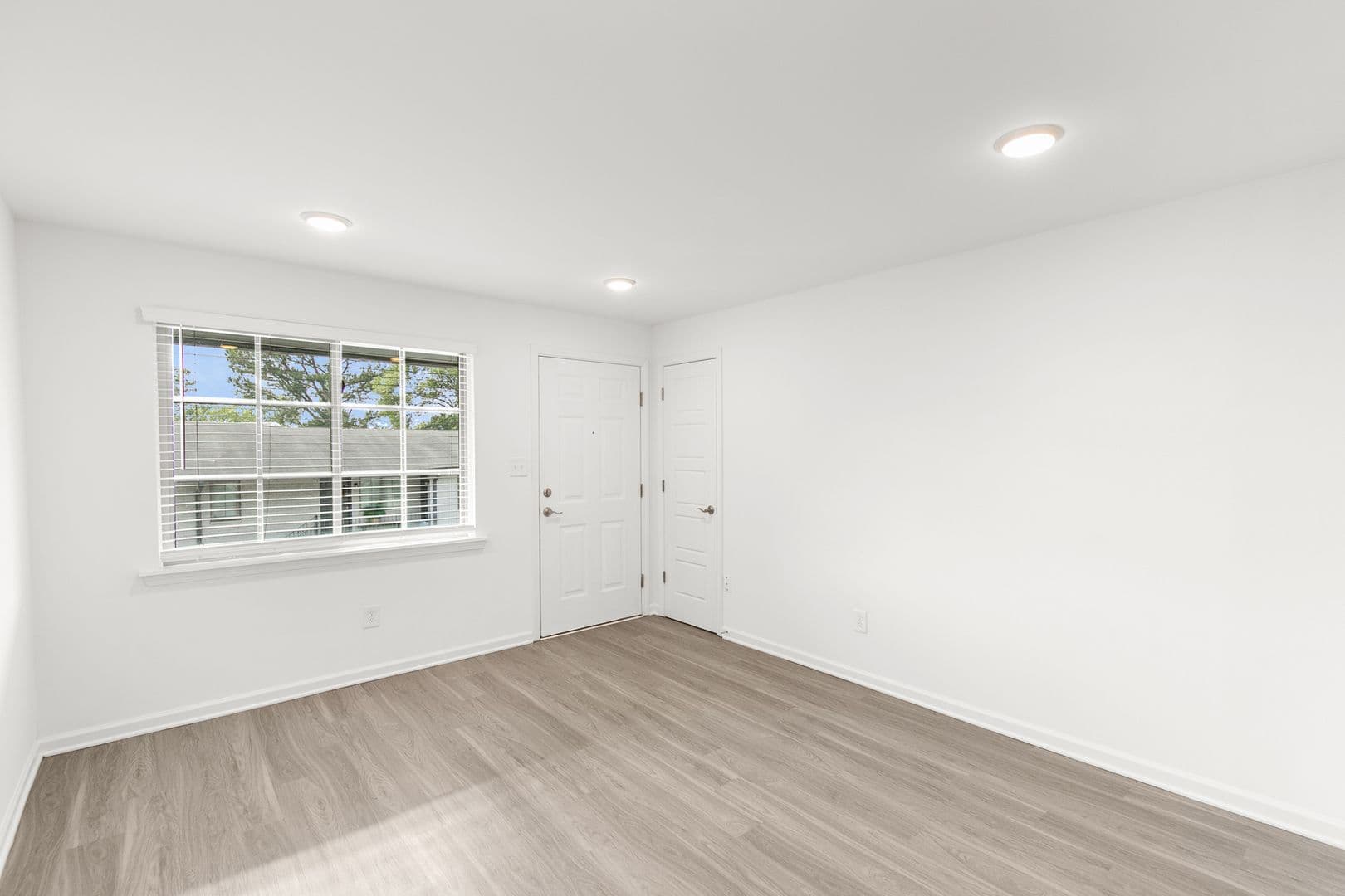 Birmingham Apartment: 4237-4241 5th Ave S
