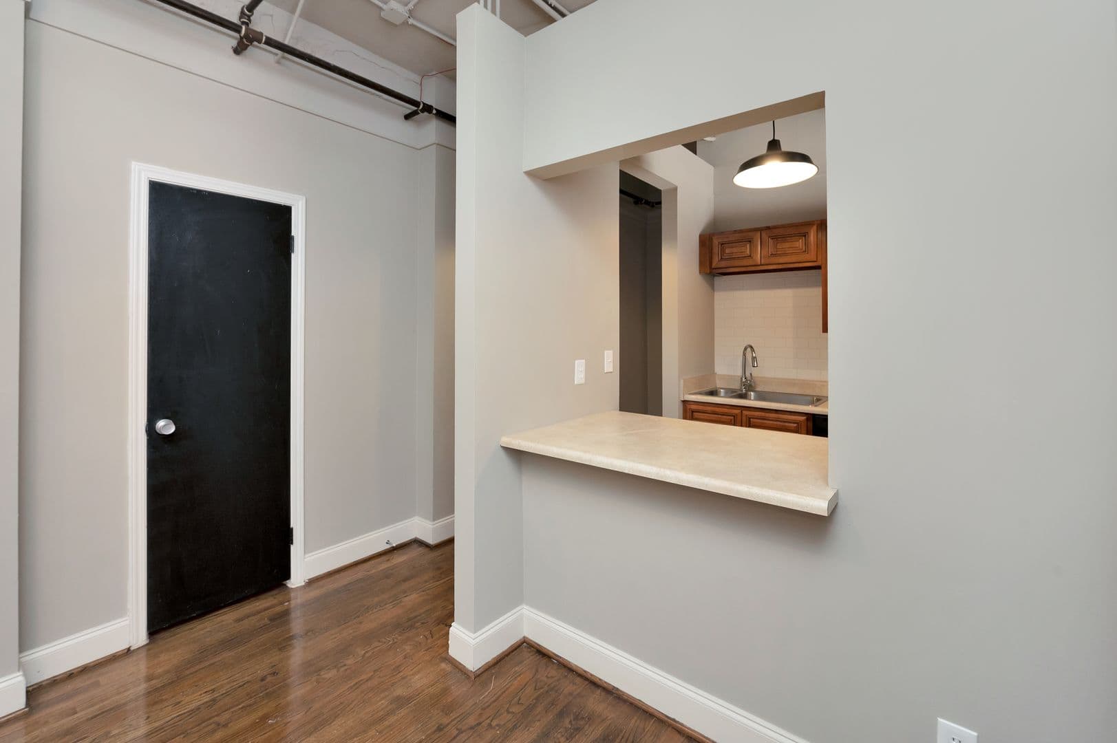 Birmingham Apartment: 1124 20th Street South