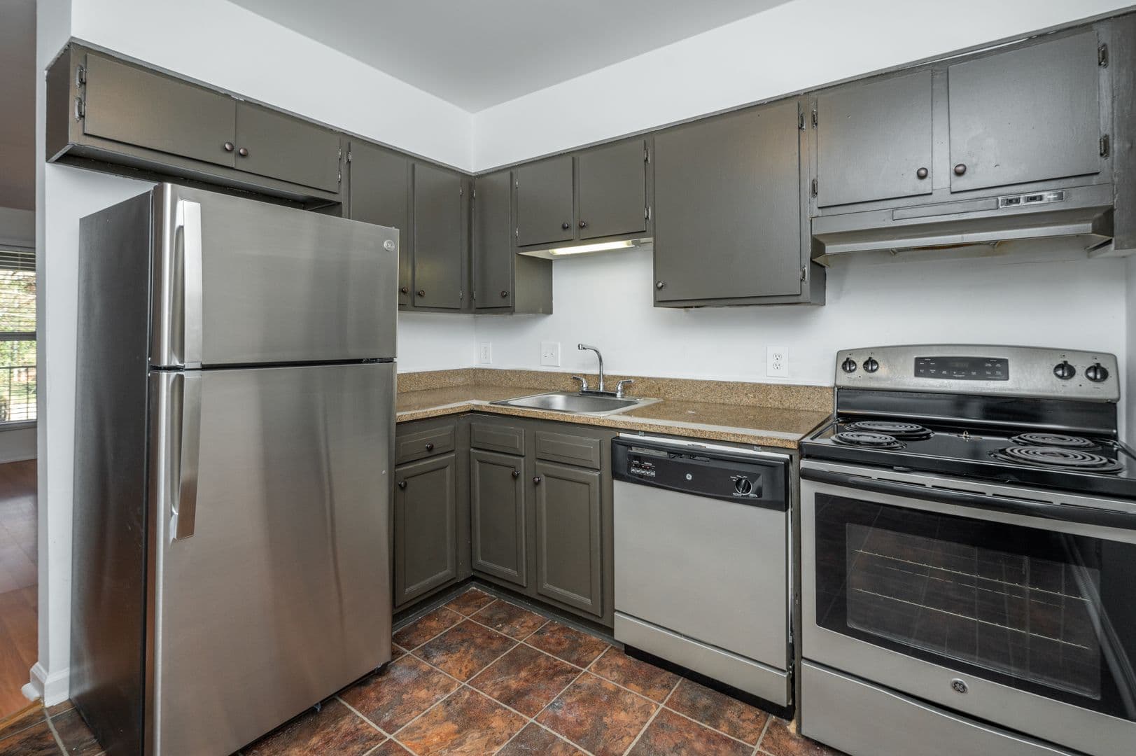 Birmingham Apartment: 1119 11th Place S