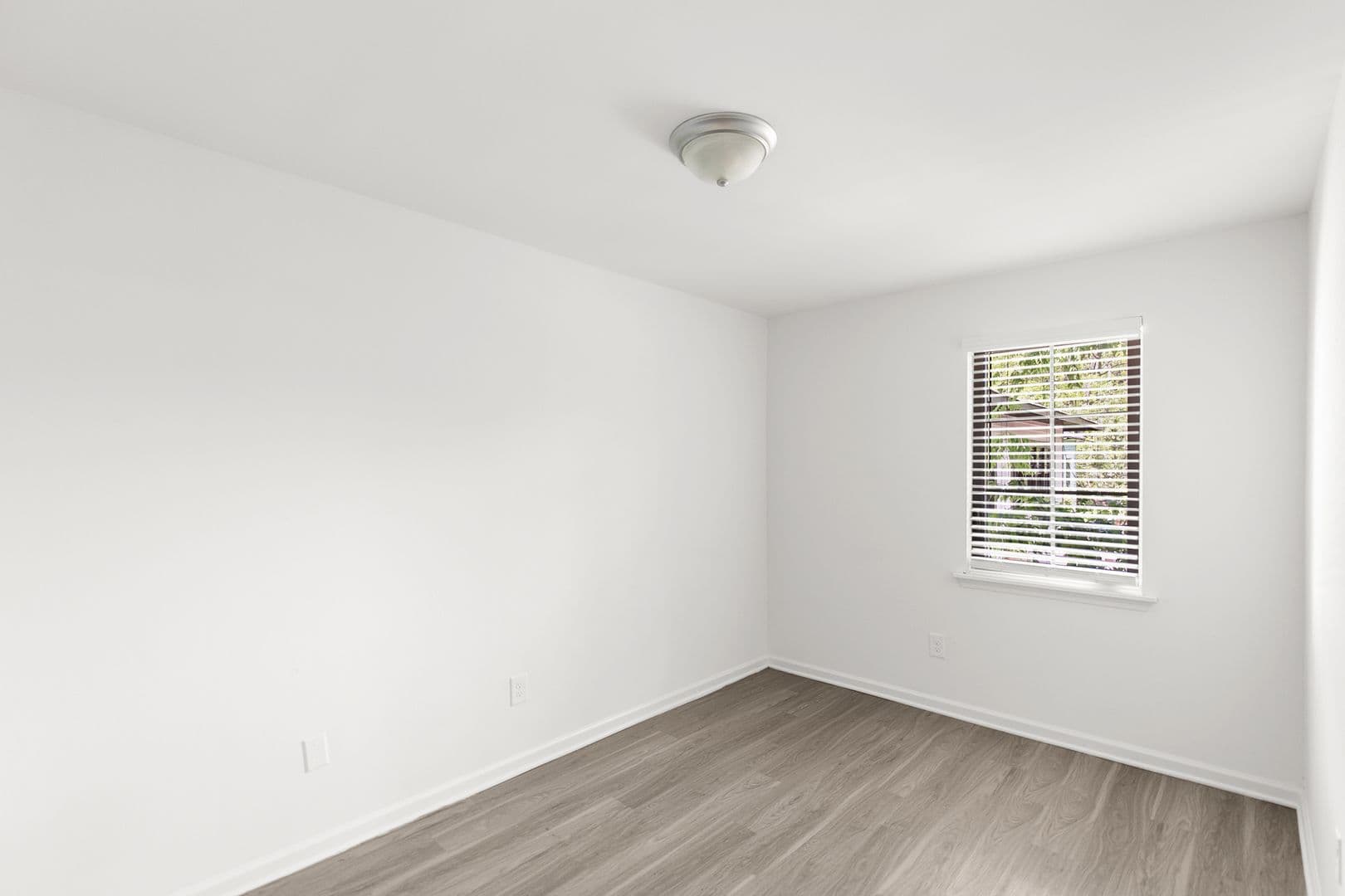 Birmingham Apartment: 4237-4241 5th Ave S