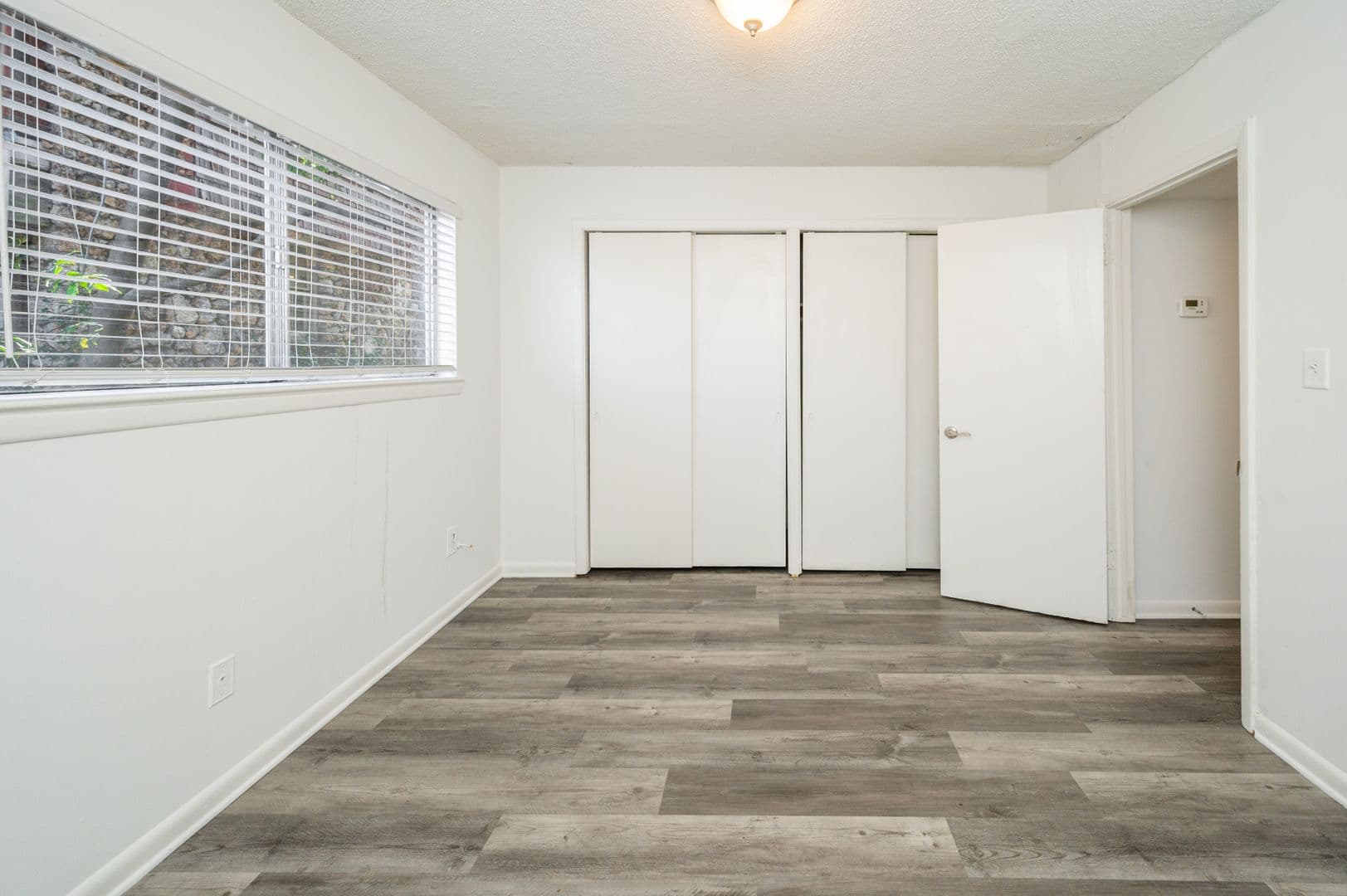 Birmingham Apartment: 3320 Cliff Road