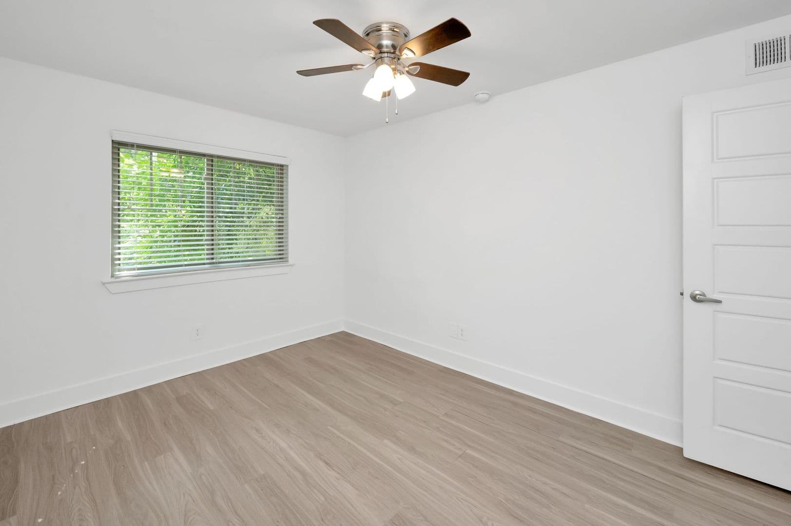 Birmingham Apartment: 1501 15th Ave S