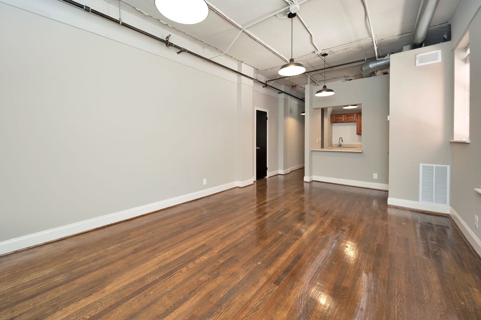 Birmingham Apartment: 1124 20th Street South