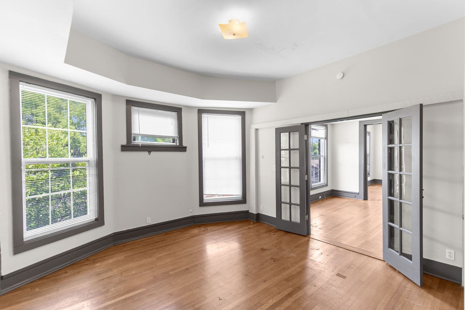 Birmingham Apartment: 1131 16th Avenue South