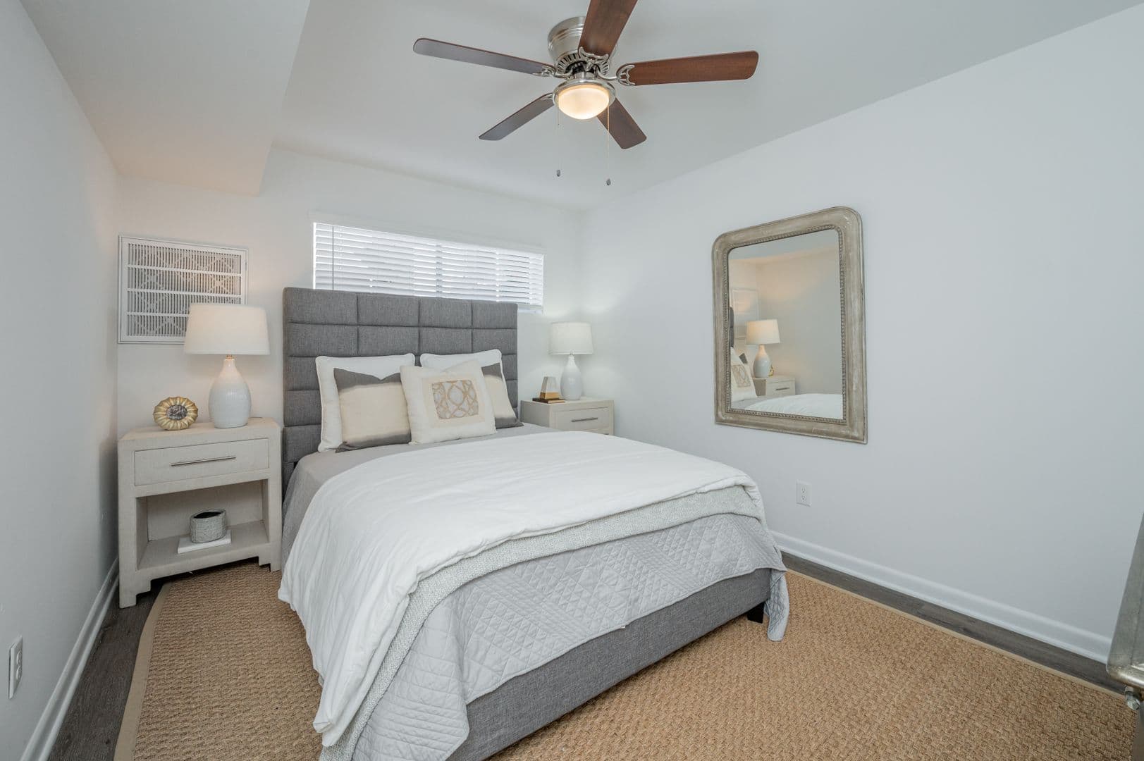 Birmingham Apartment: 3314 Cliff Road S