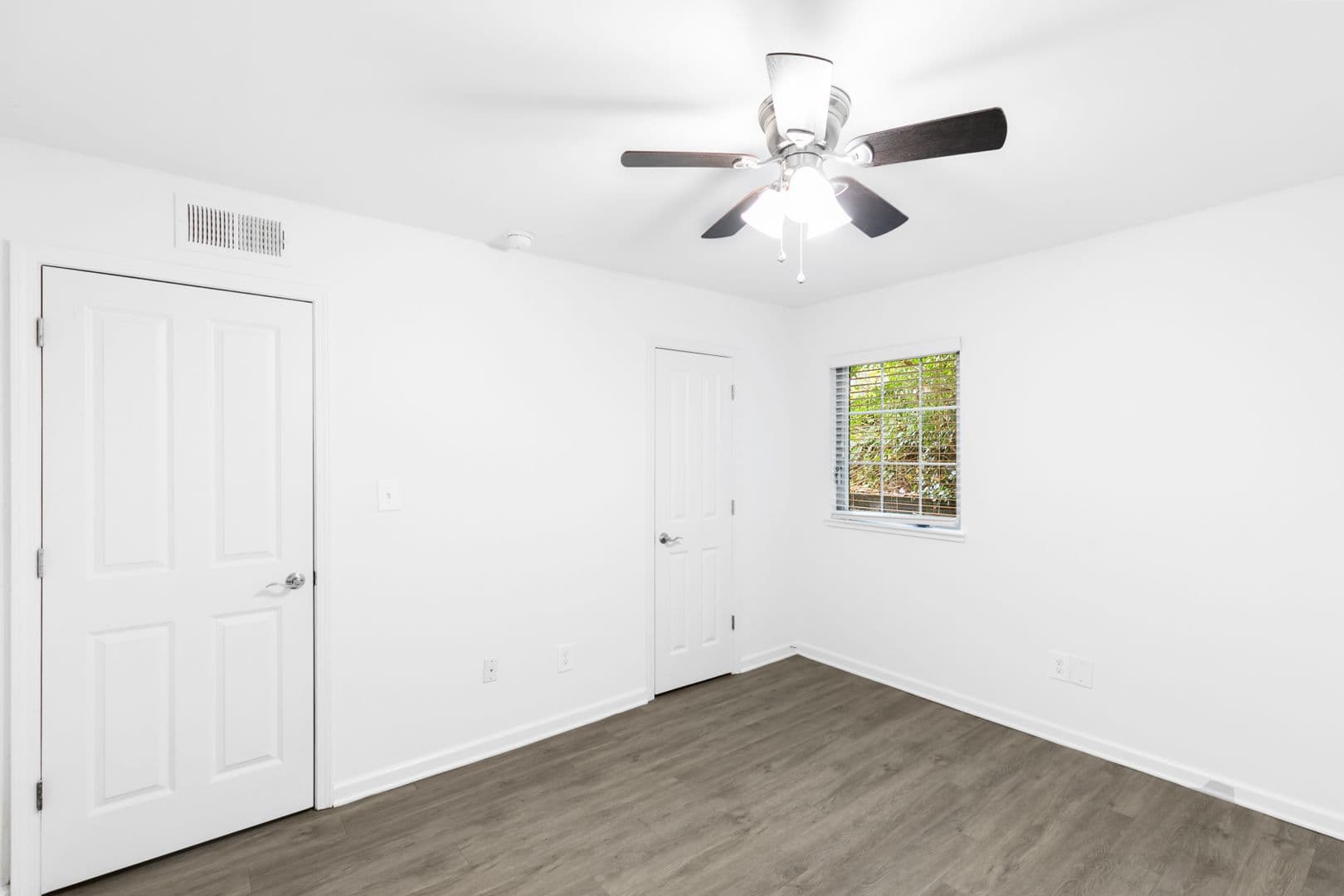 Birmingham Apartment: 1322 15th Ave S
