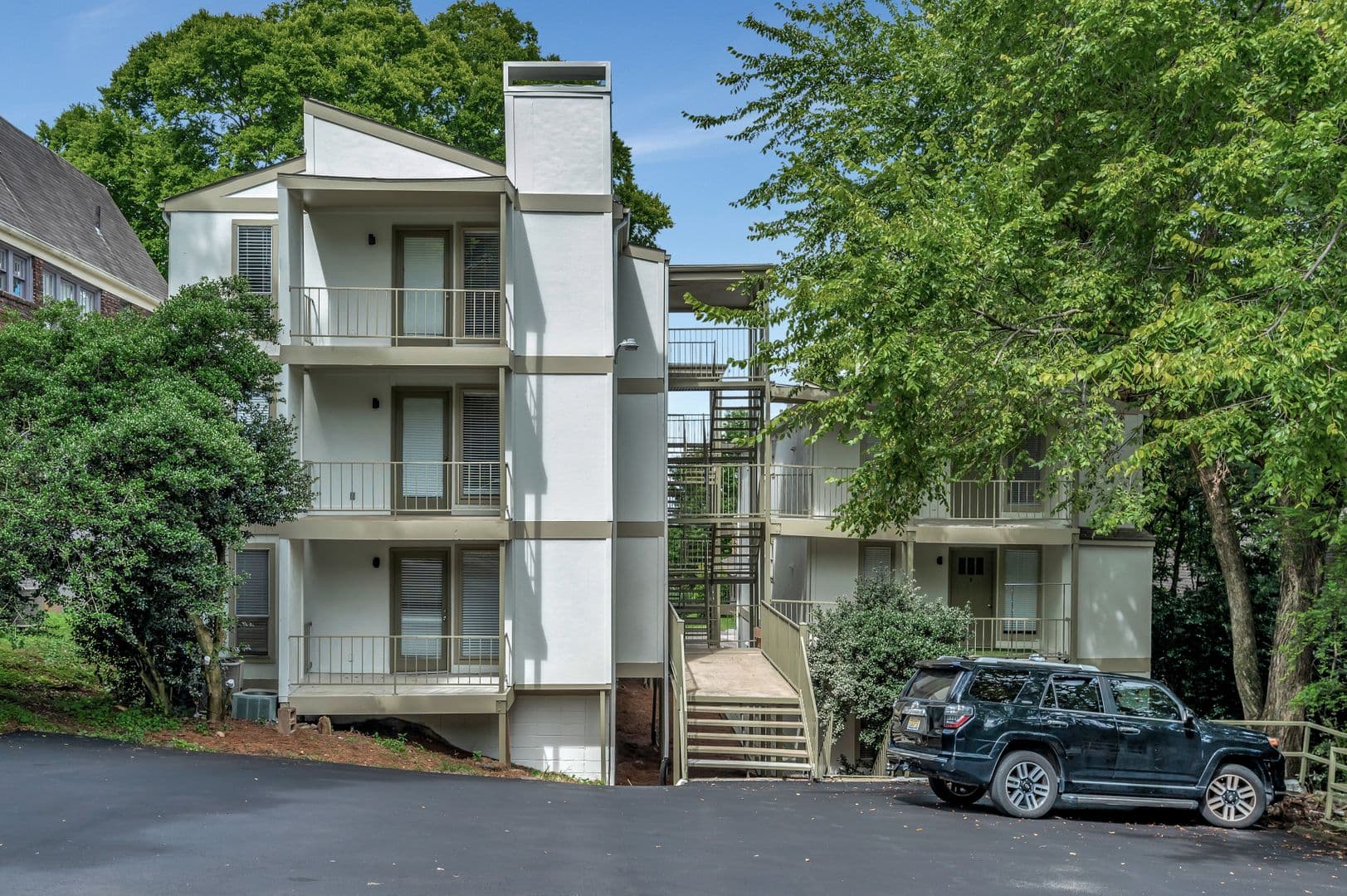 Birmingham Apartment: 1508 33rd Street S