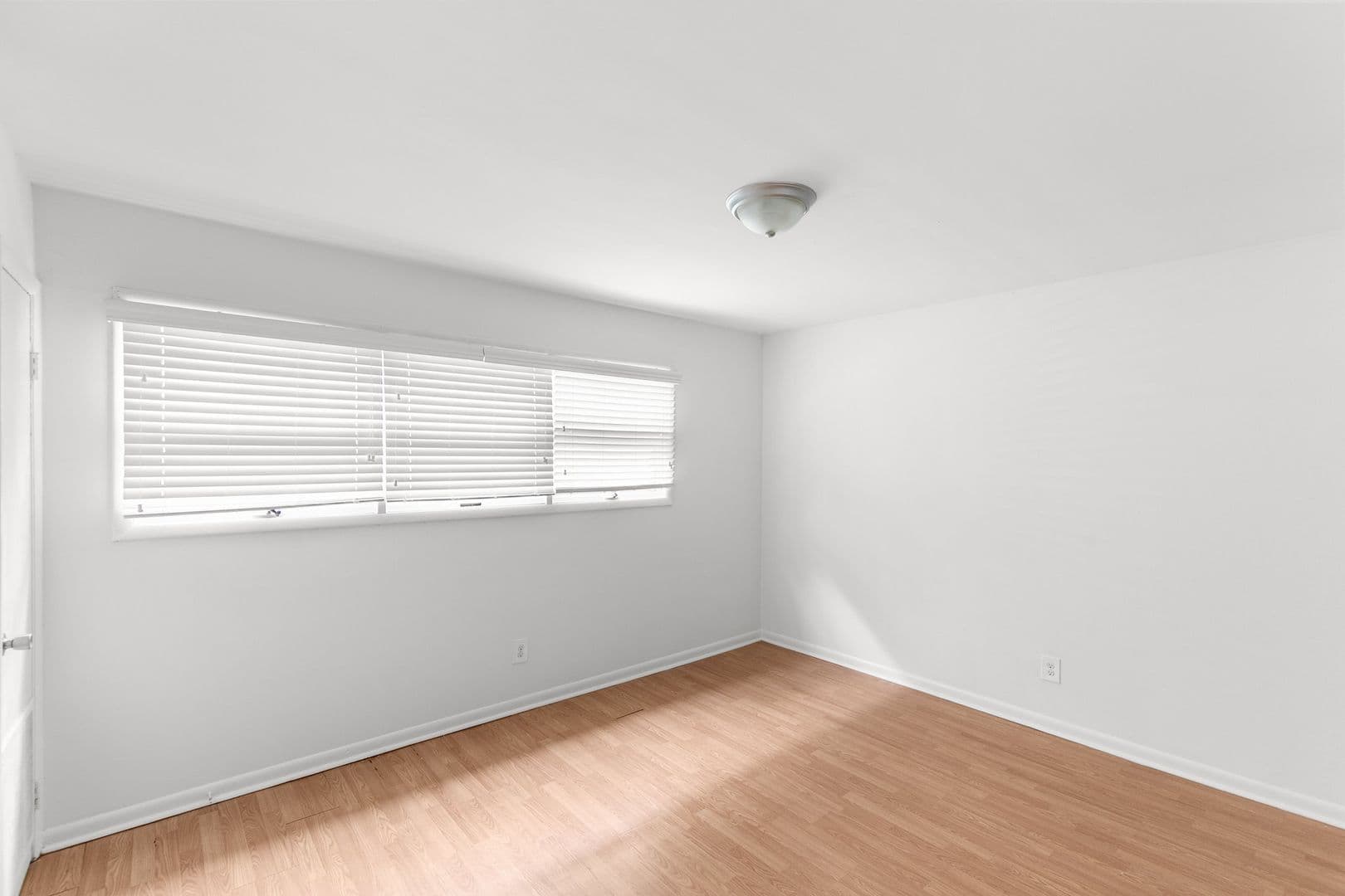 Birmingham Apartment: 1613 13th Ave S