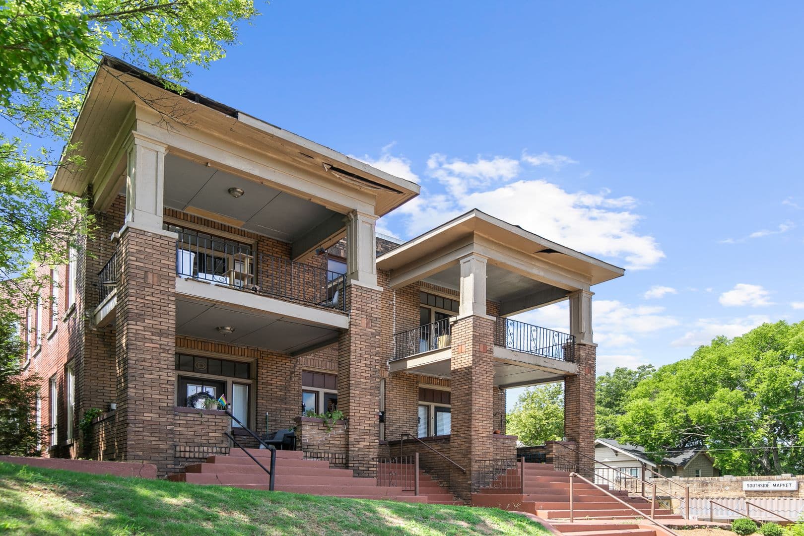 Birmingham Apartment: 1131 16th Avenue South