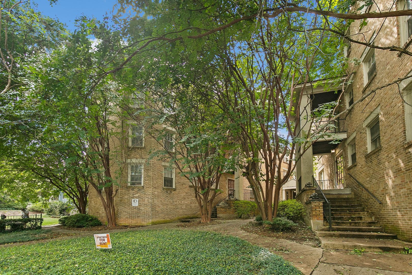Birmingham Apartment: 1200 30th Str S