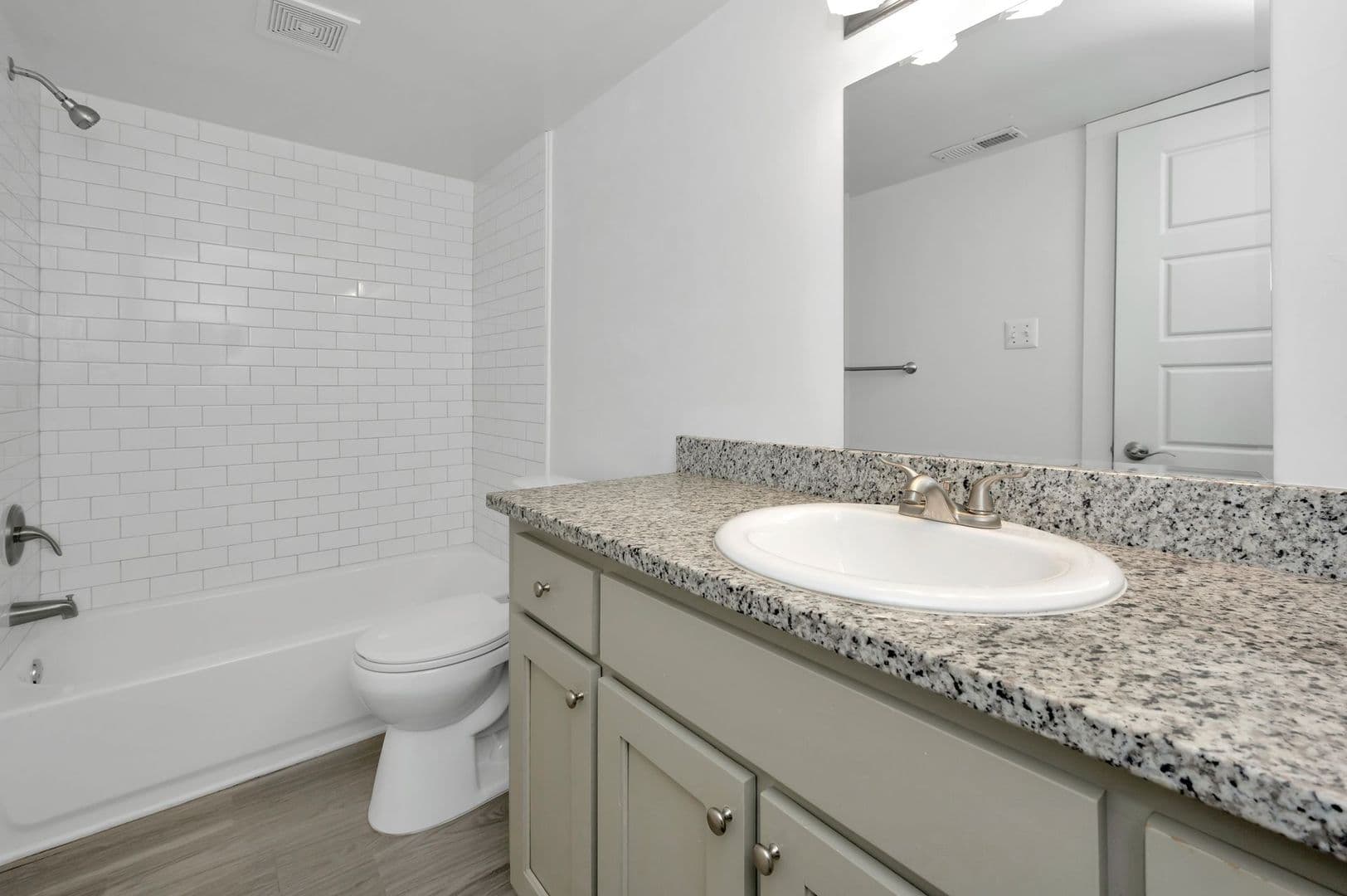 Birmingham Apartment: 1501 15th Ave S