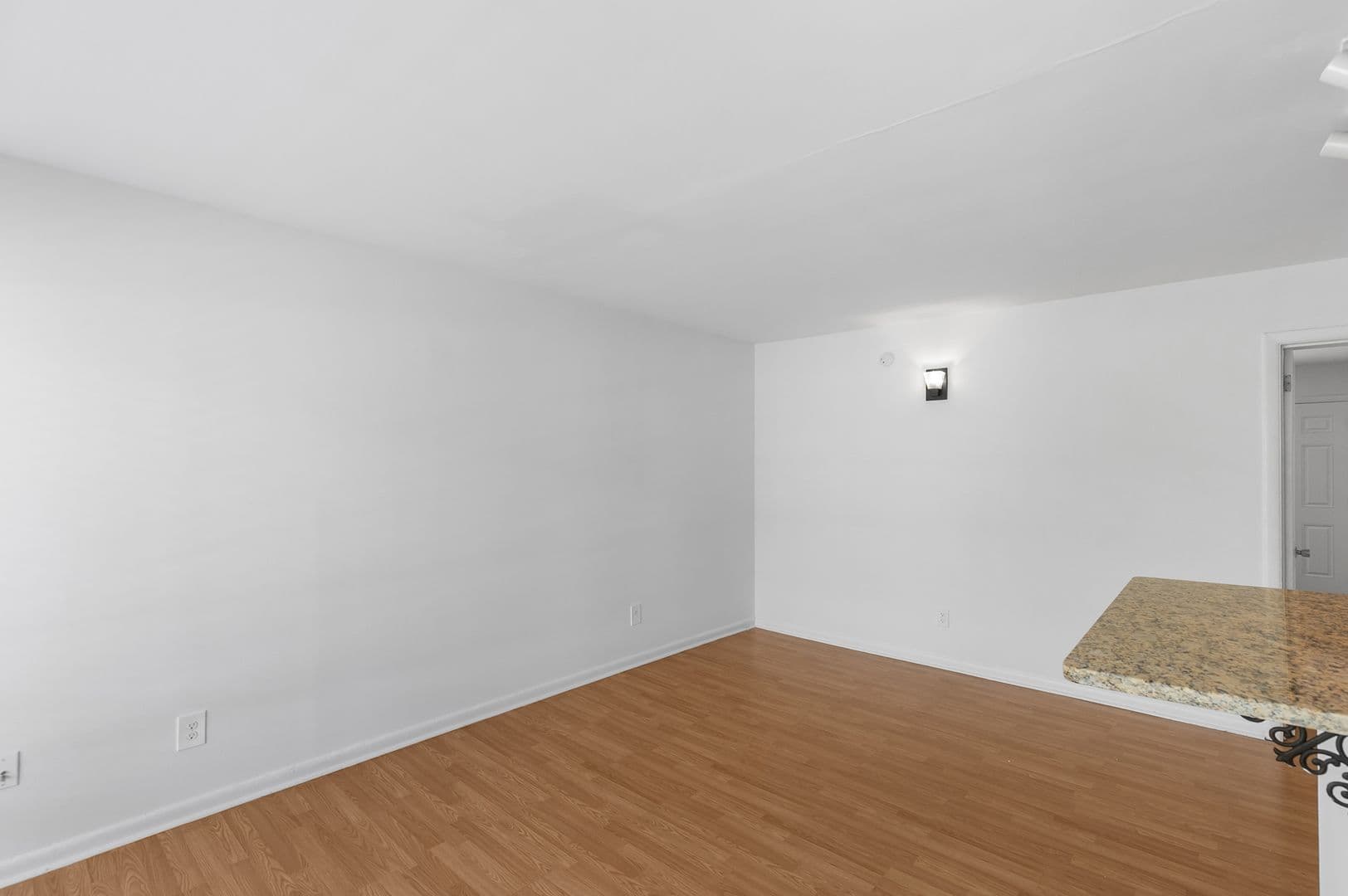Birmingham Apartment: 1613 13th Ave S