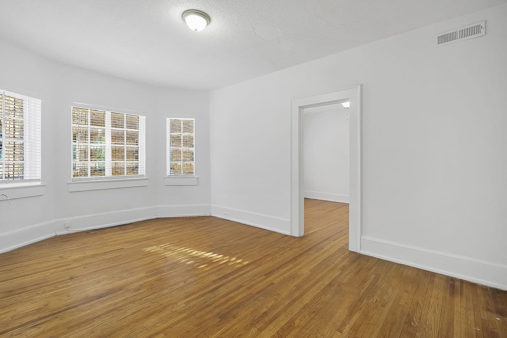 Birmingham Apartment: 1226-1228 29th Street South