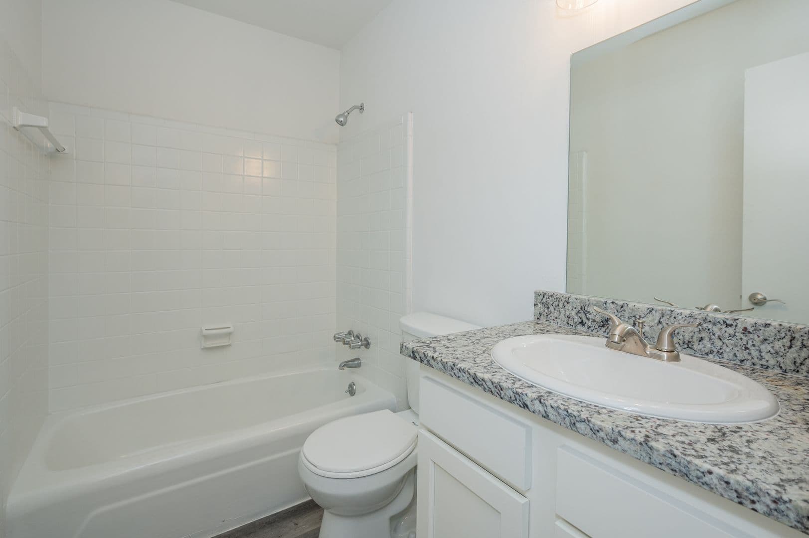 Birmingham Apartment: 3477 Cliff Terrace S