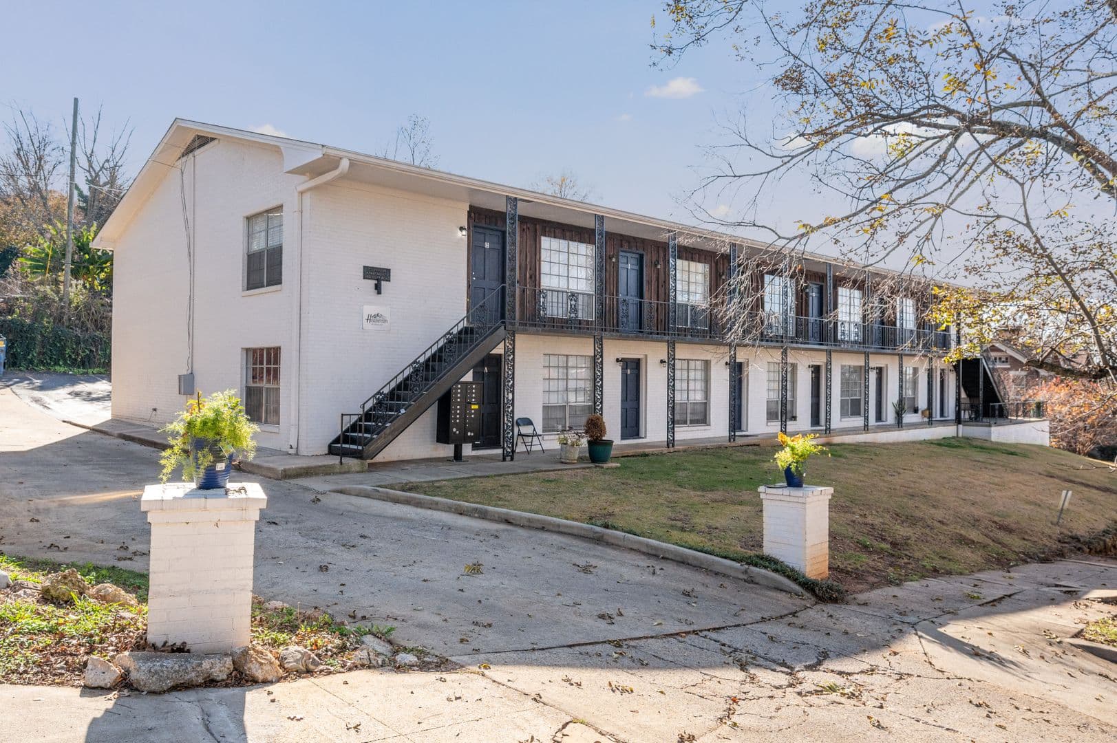 Birmingham Apartment: 3401 Cliff Road