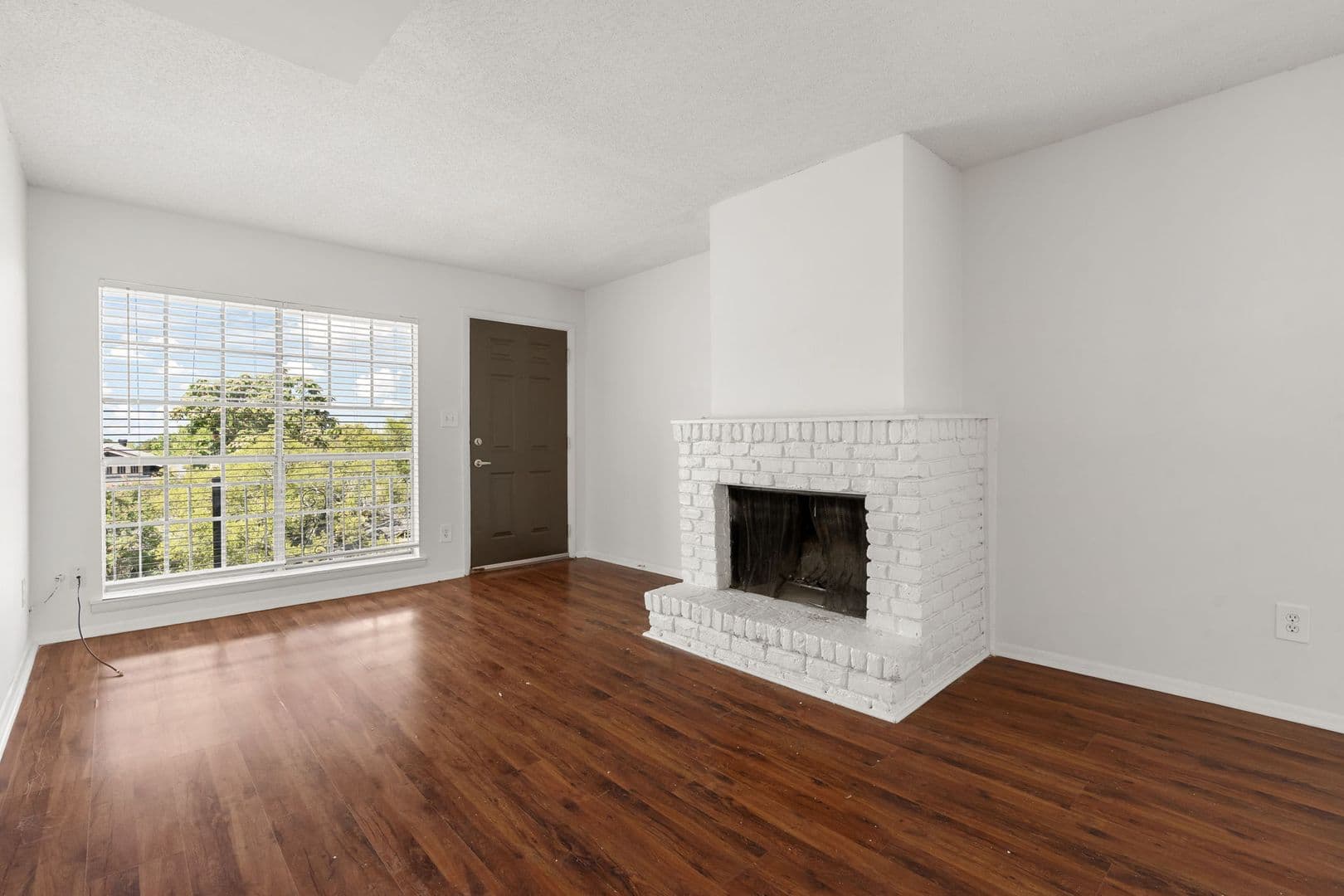 Birmingham Apartment: 1200 18th Ave S