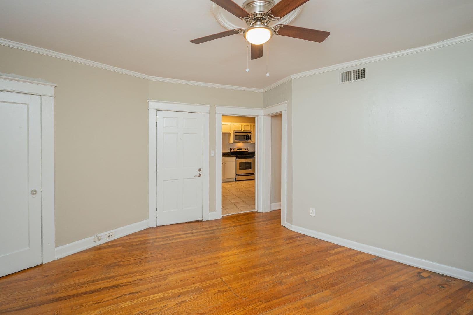 Birmingham Apartment: 1200 30th Str S