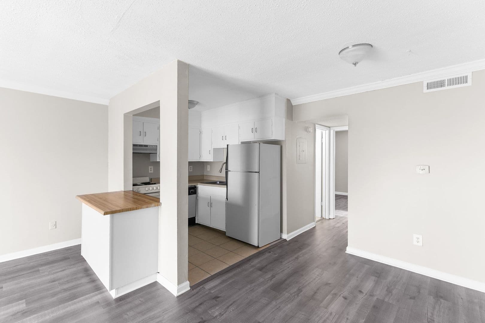 Birmingham Apartment: 1321 18th Ave S