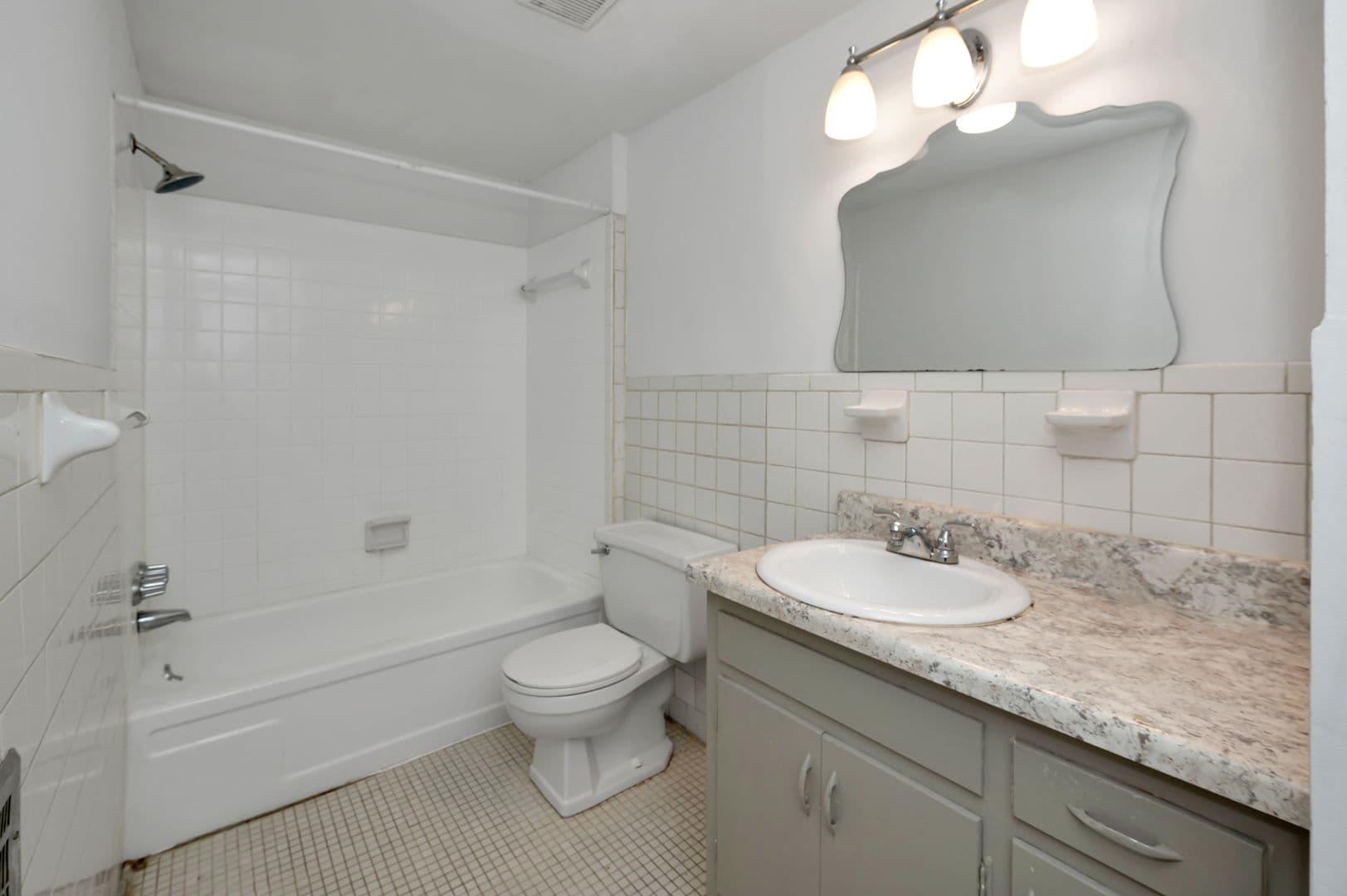 Birmingham Apartment: 1632 13 Street South