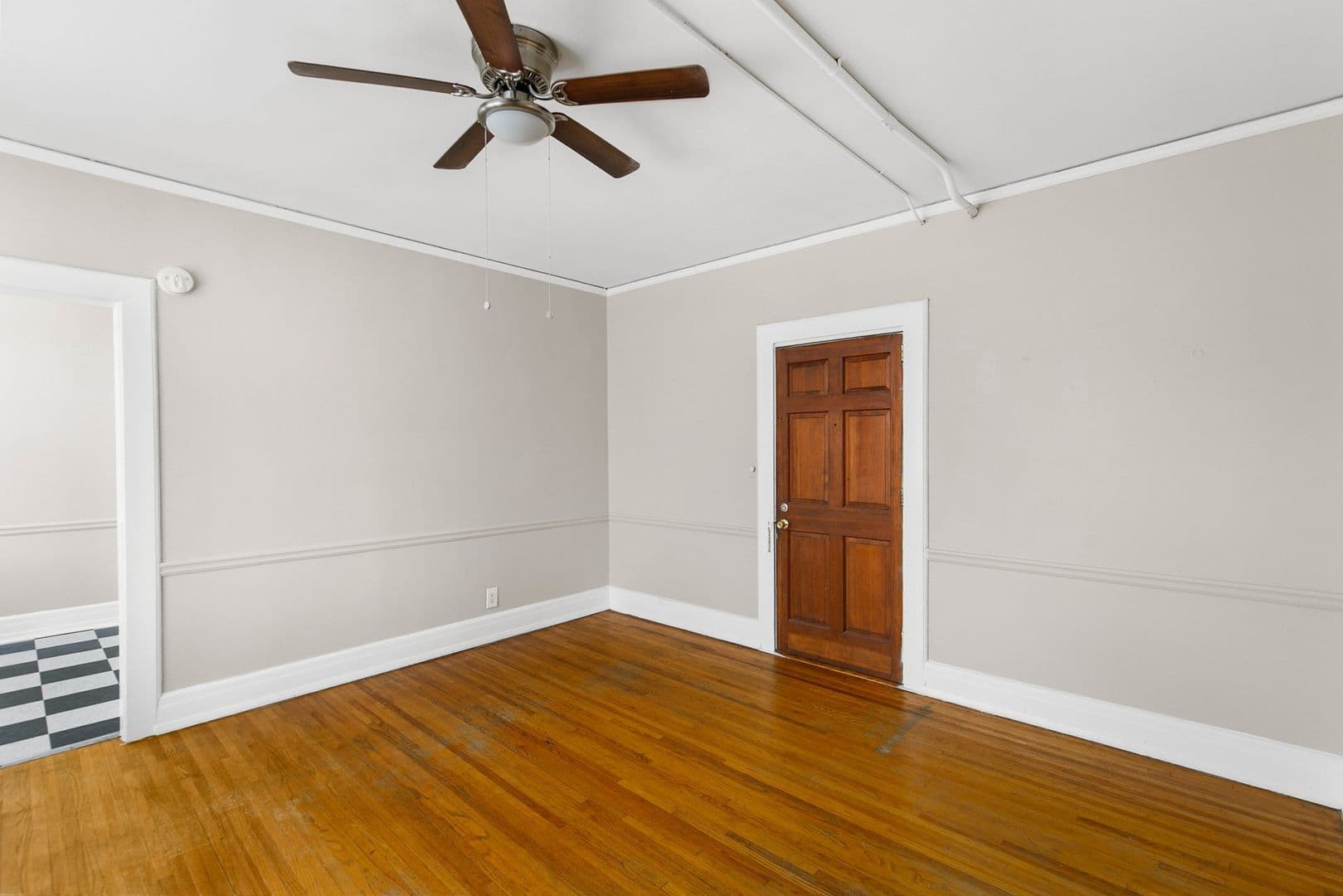 Birmingham Apartment: 2155 11th Court S