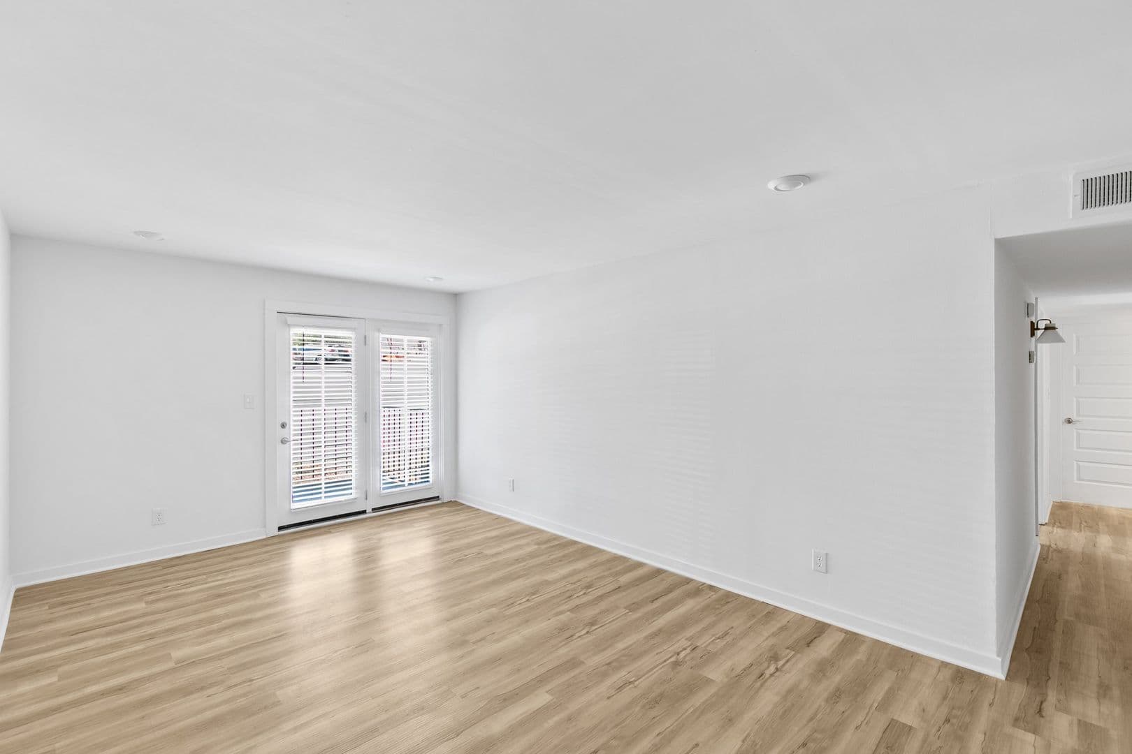 Birmingham Apartment: 3801 Green Valley Drive