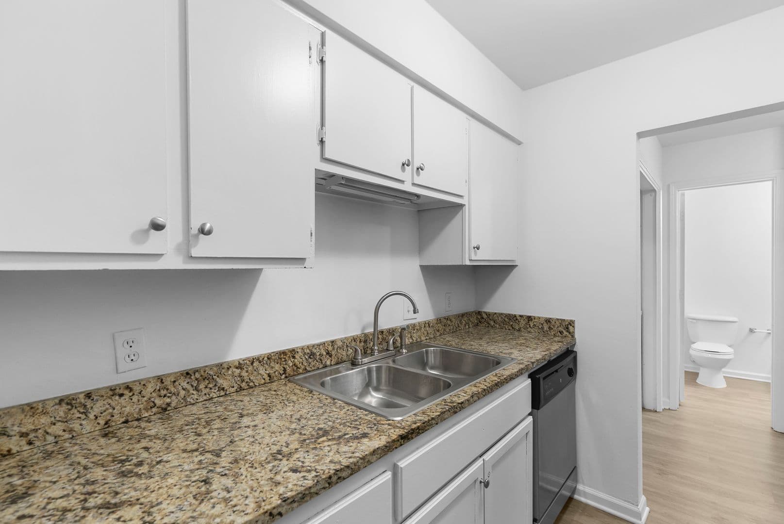 Birmingham Apartment: 1119 11th Place S