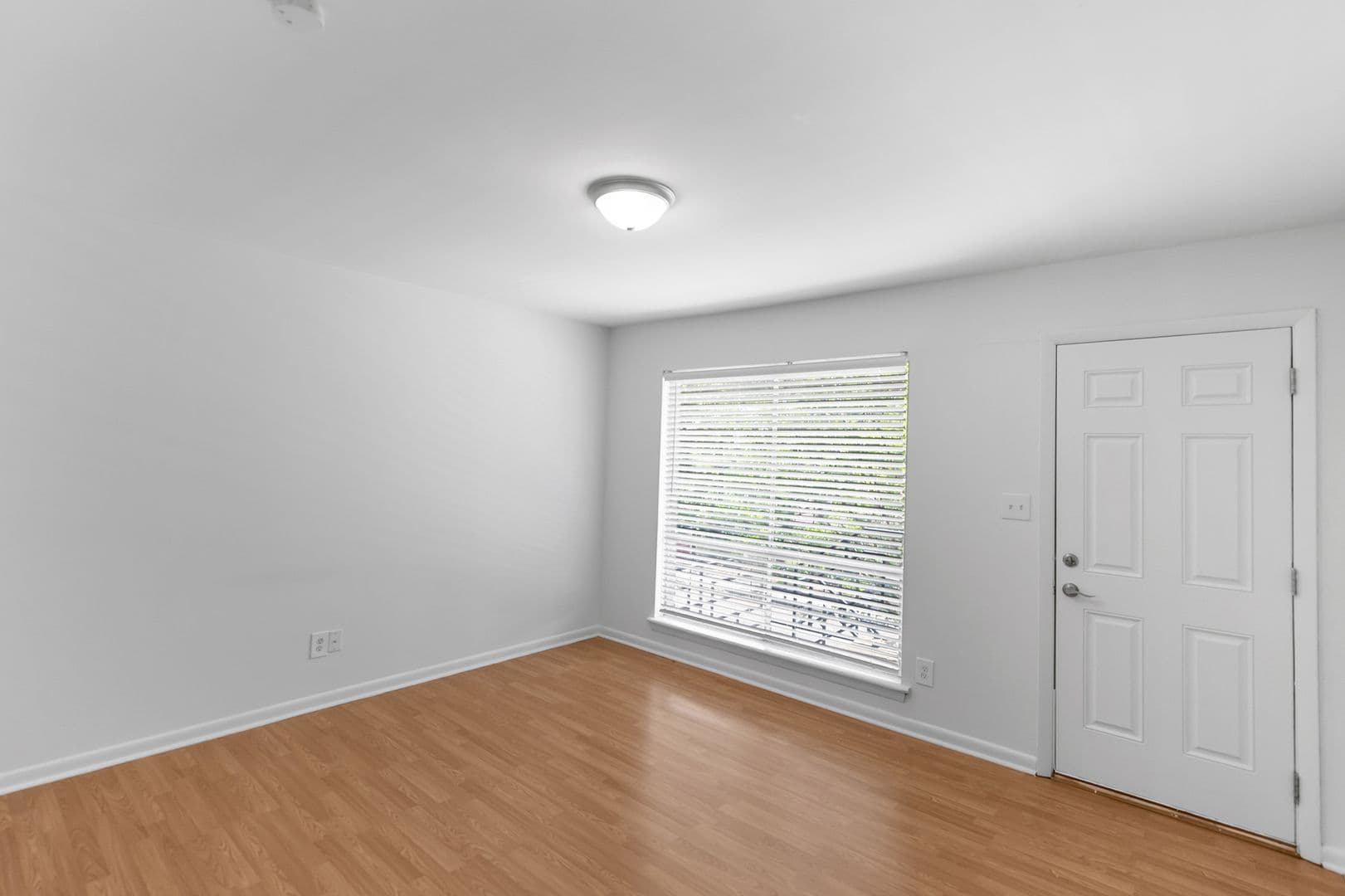 Birmingham Apartment: 1613 13th Ave S