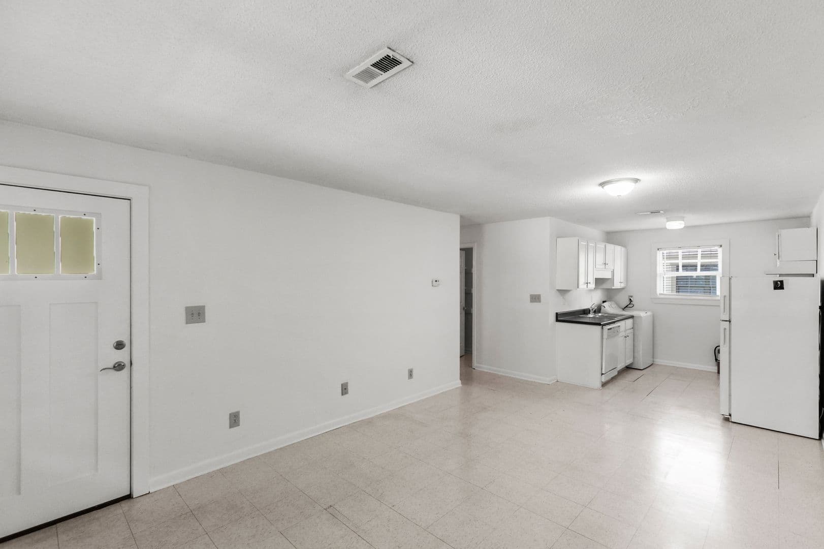 Birmingham Apartment: 4112 5th Avenue S