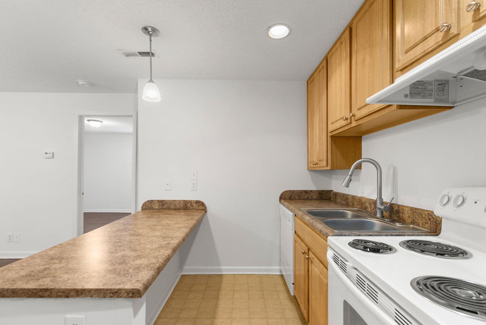 Birmingham Apartment: 1633 13th Ave S