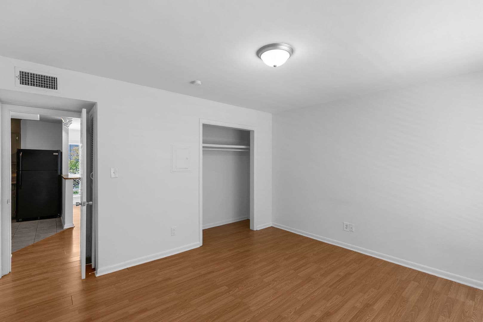 Birmingham Apartment: 1613 13th Ave S