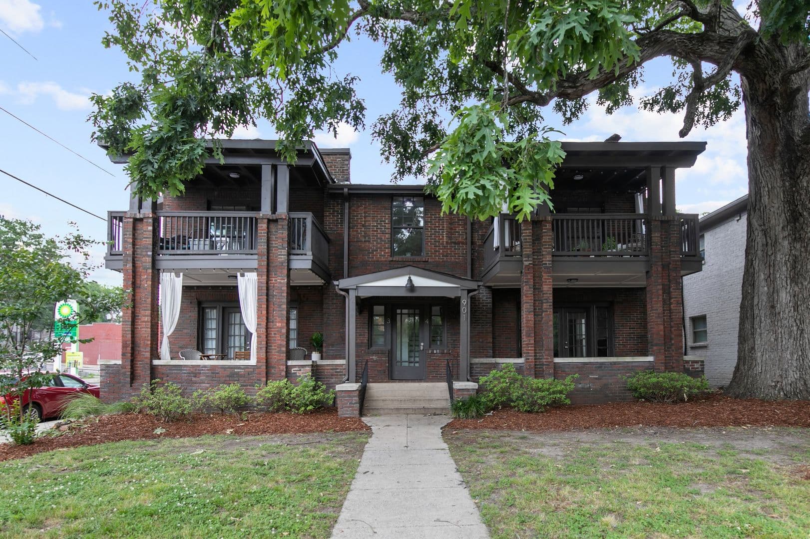 Birmingham Apartment: 901 38th St S