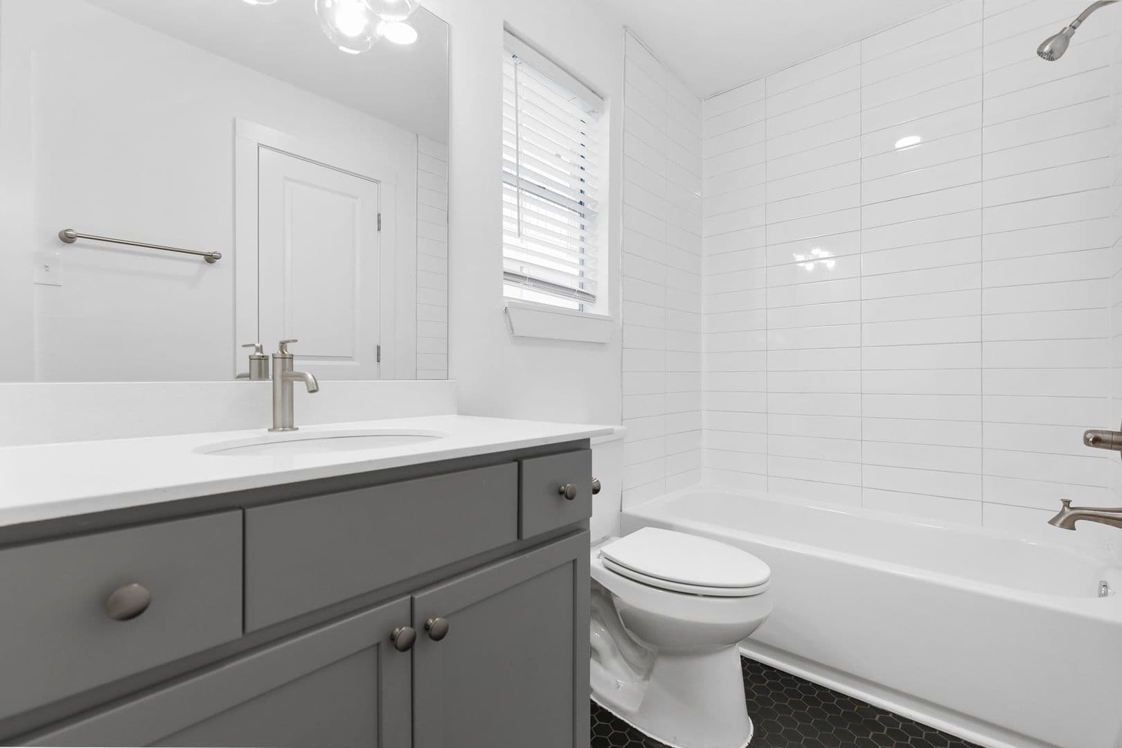 Birmingham Apartment: 1508 33rd Street S