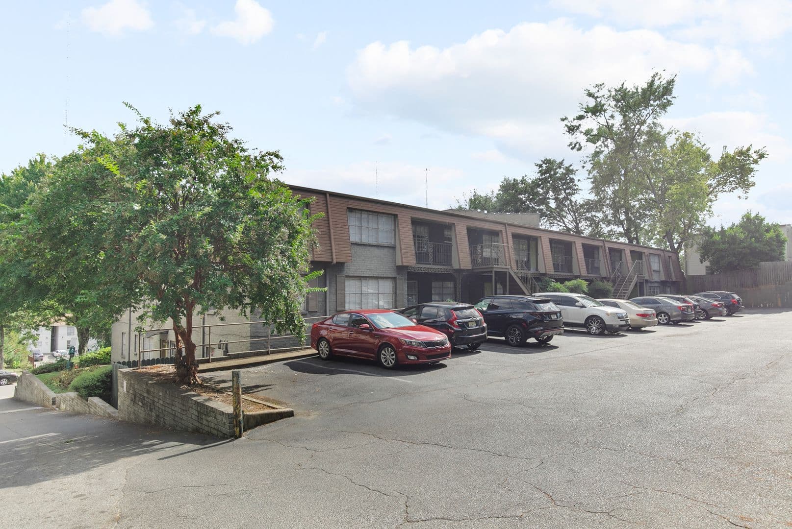 Birmingham Apartment: 1608-1620 14th Ave S