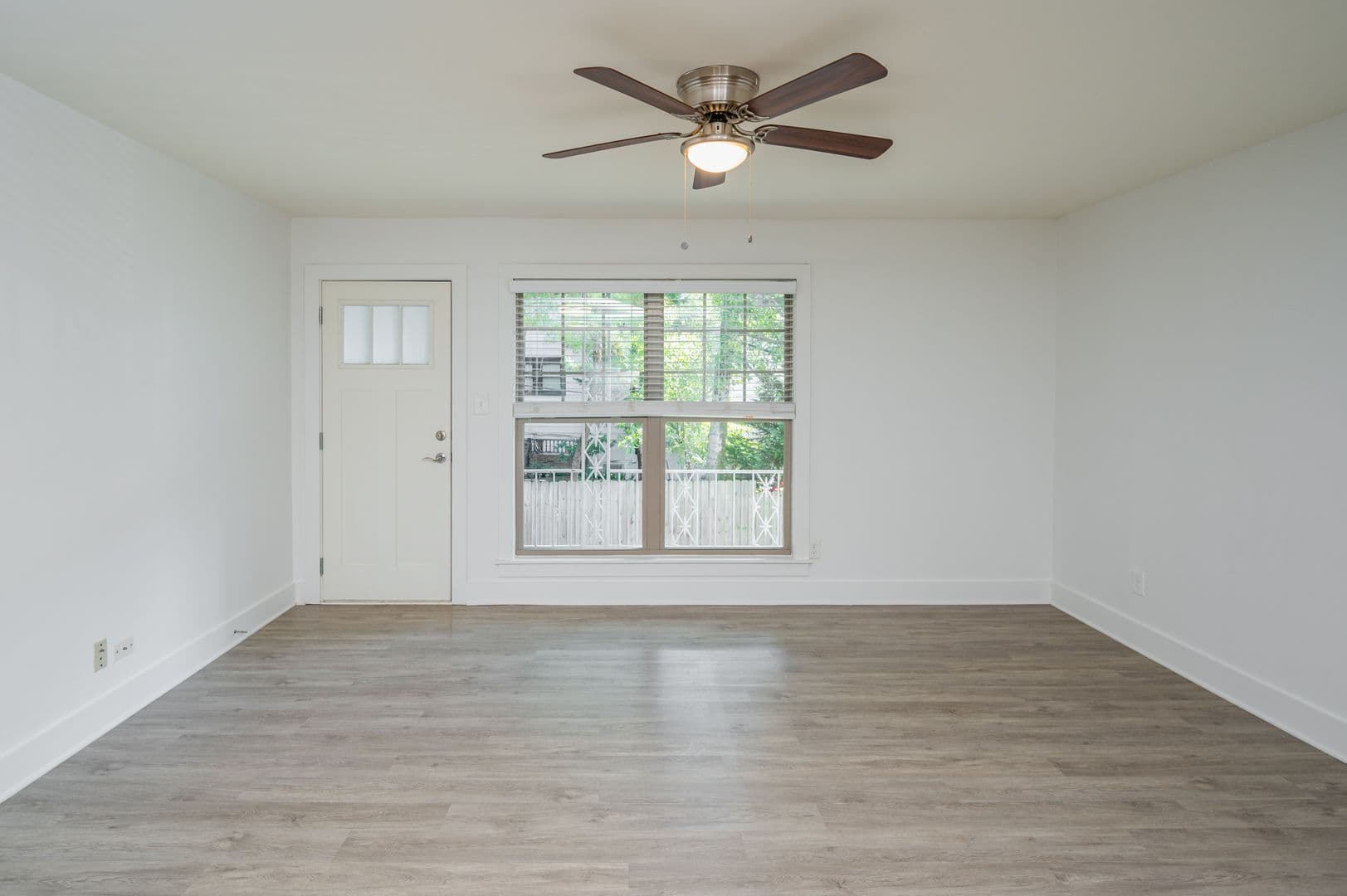 Birmingham Apartment: 3300 Cliff Road S