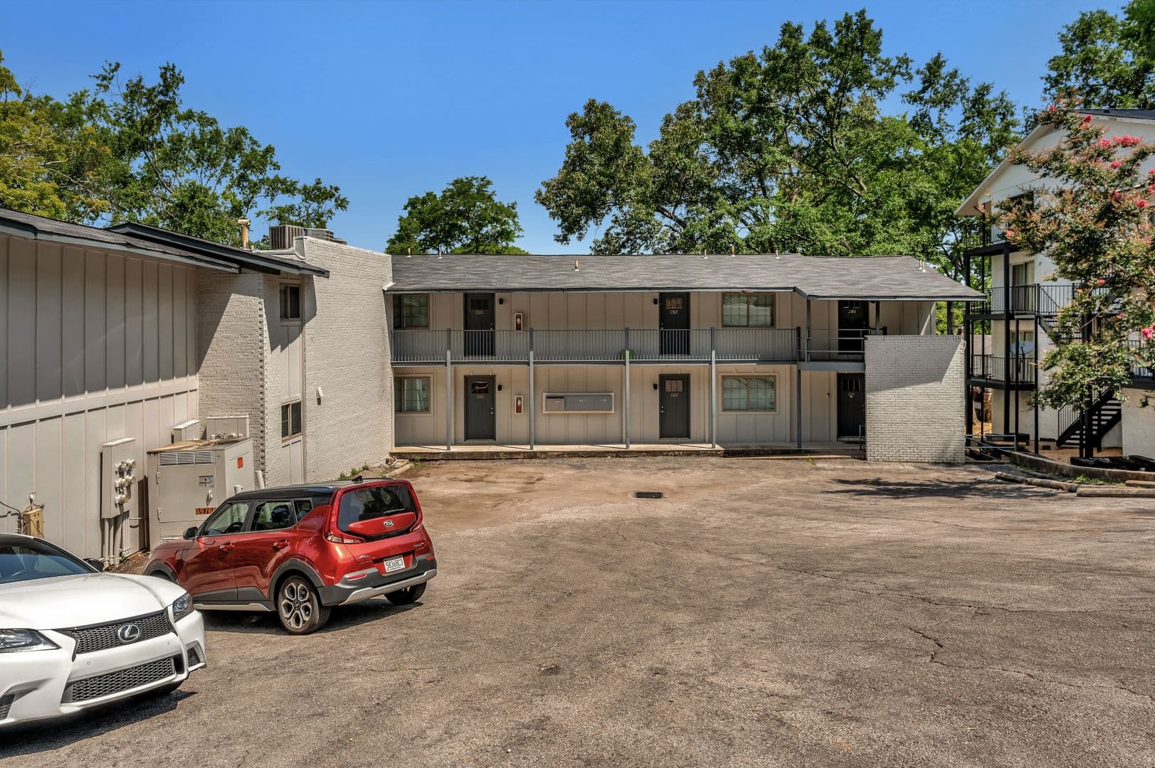 Birmingham Apartment: 1501 16th Ave S