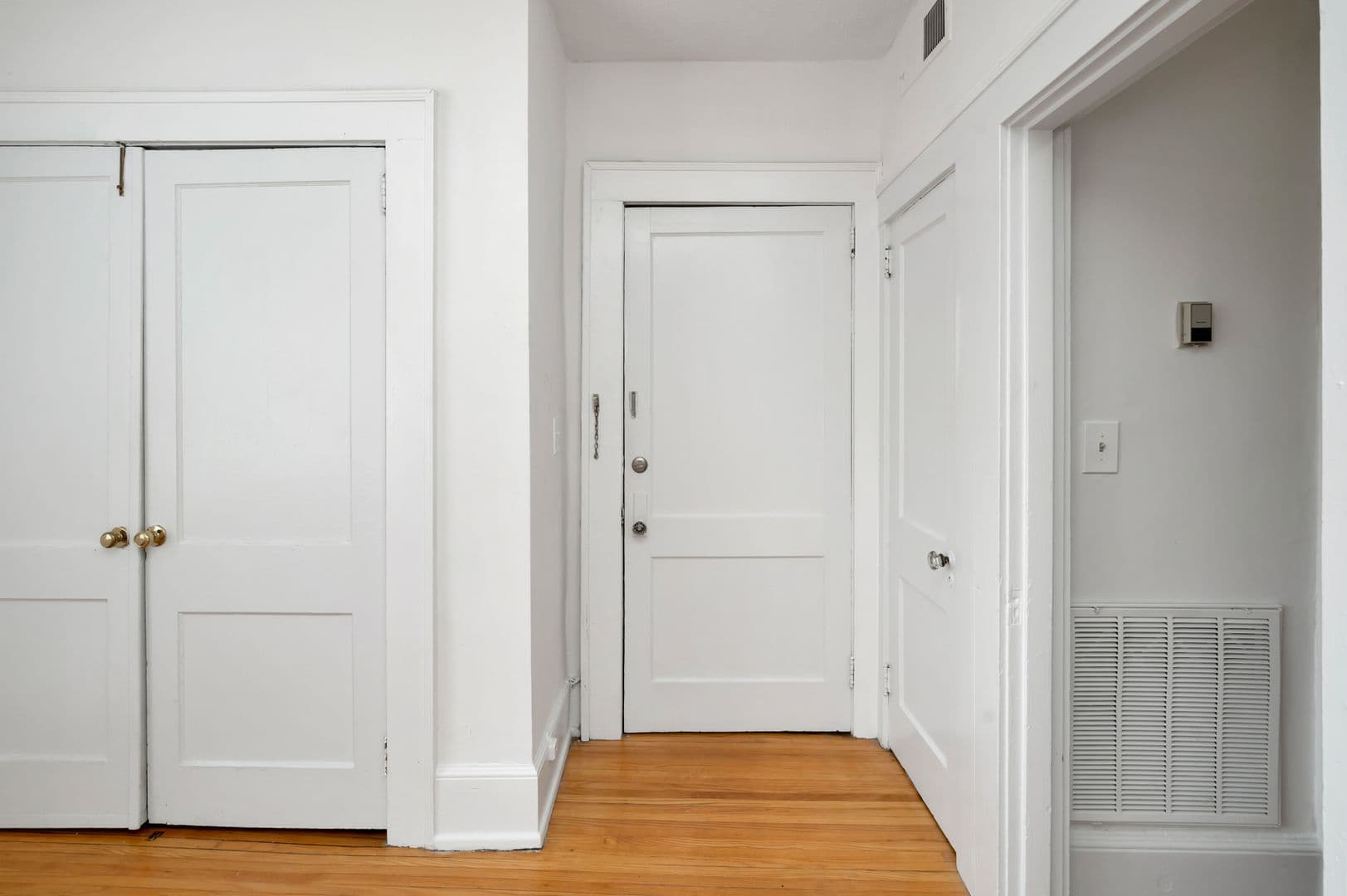Birmingham Apartment: 1226-1228 29th Street South