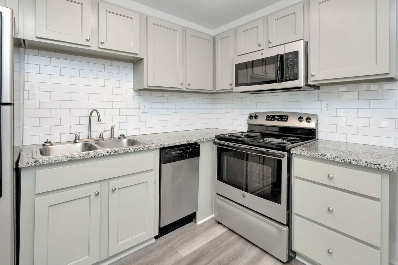 Birmingham Apartment: 1501 15th Ave S