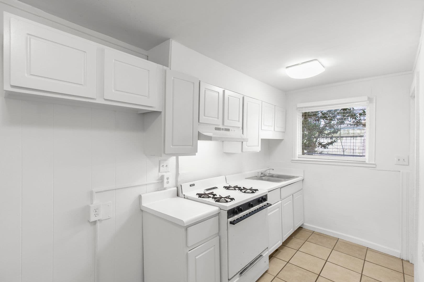 Birmingham Apartment: 1416 14th Street South