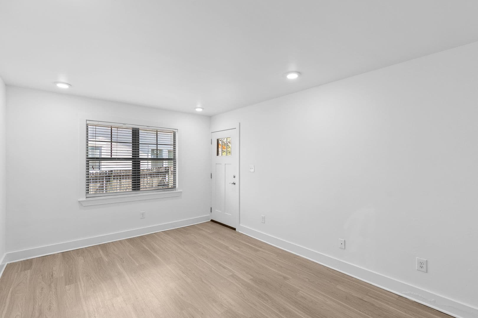 Birmingham Apartment: 3820 4th Ave S