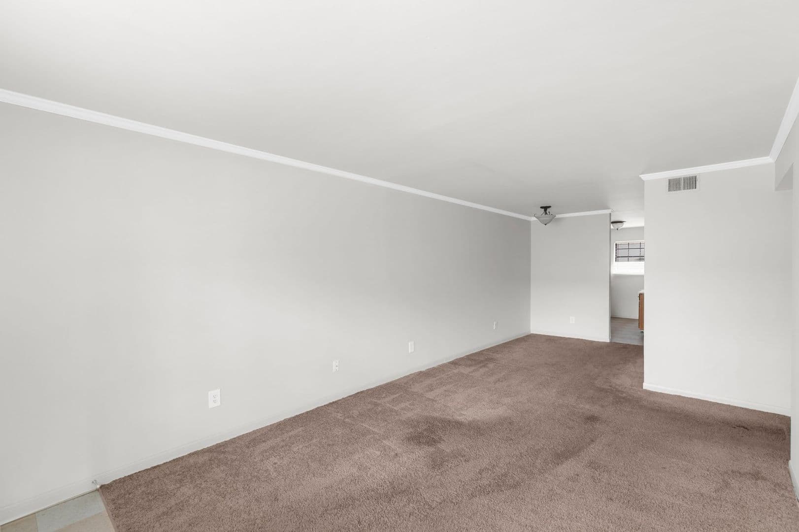 Birmingham Apartment: 909 30th St S