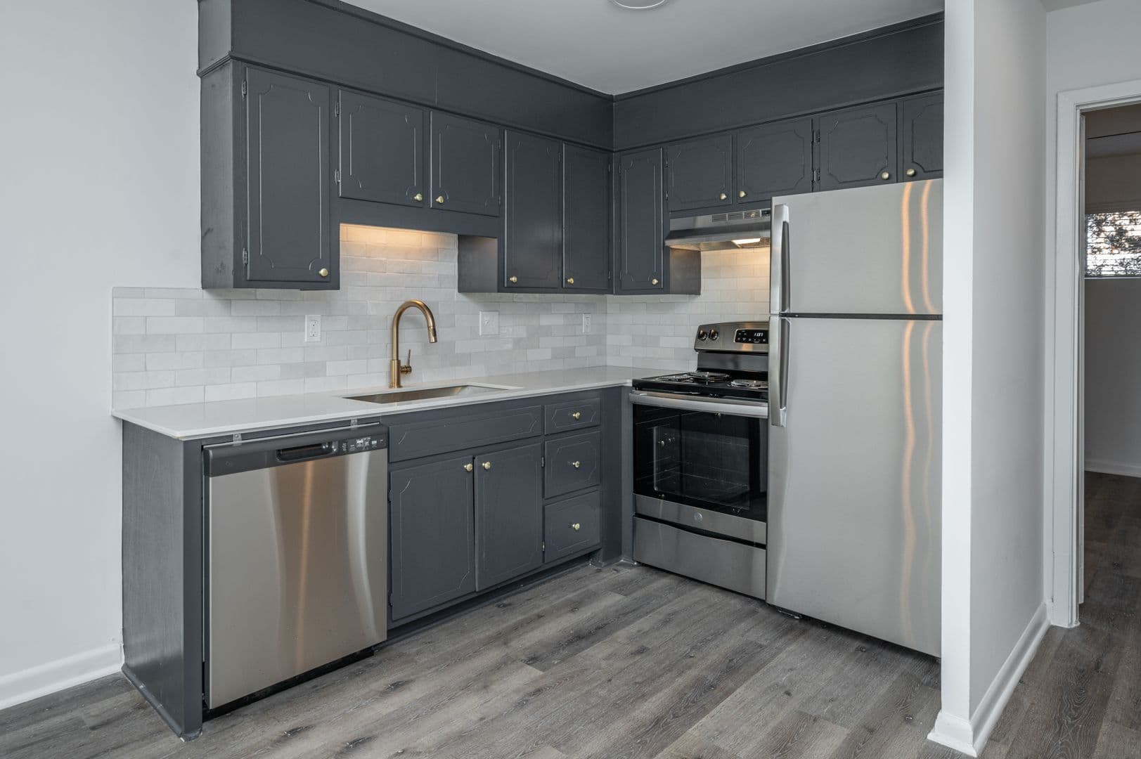 Birmingham Apartment: 3314 Cliff Road S