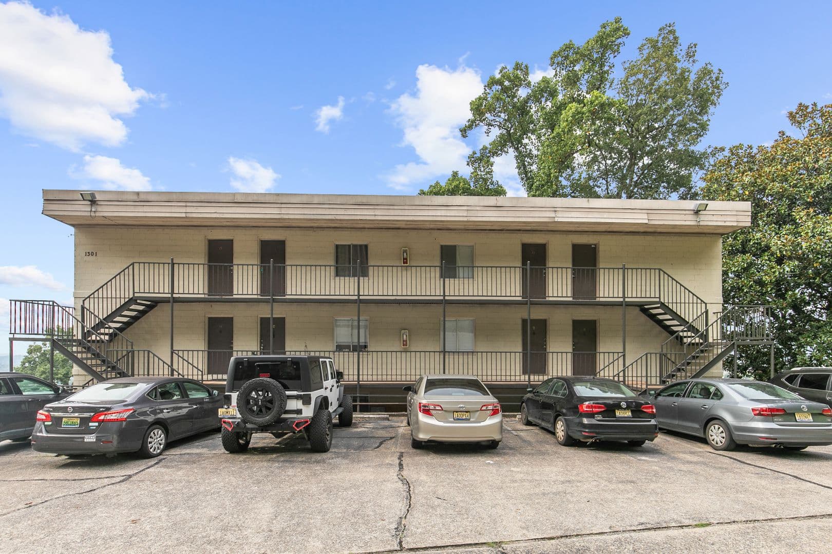 Birmingham Apartment: 1301 18th Ave S