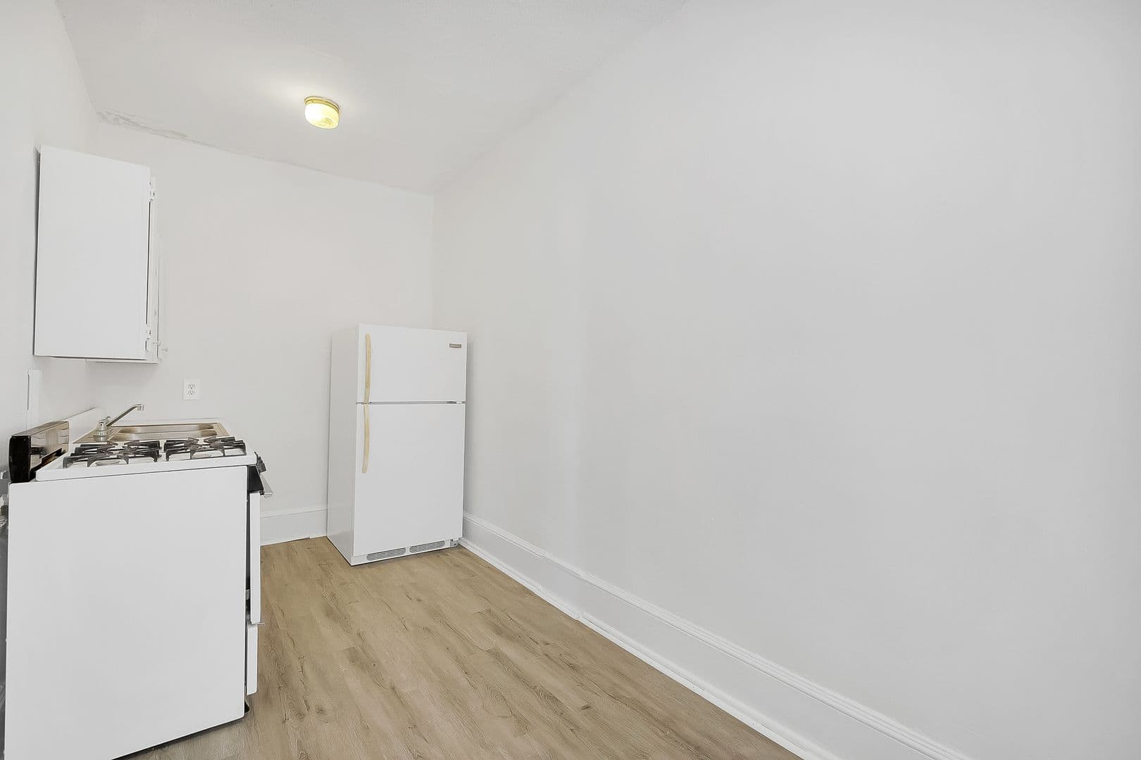 Birmingham Apartment: 1226-1228 29th Street South
