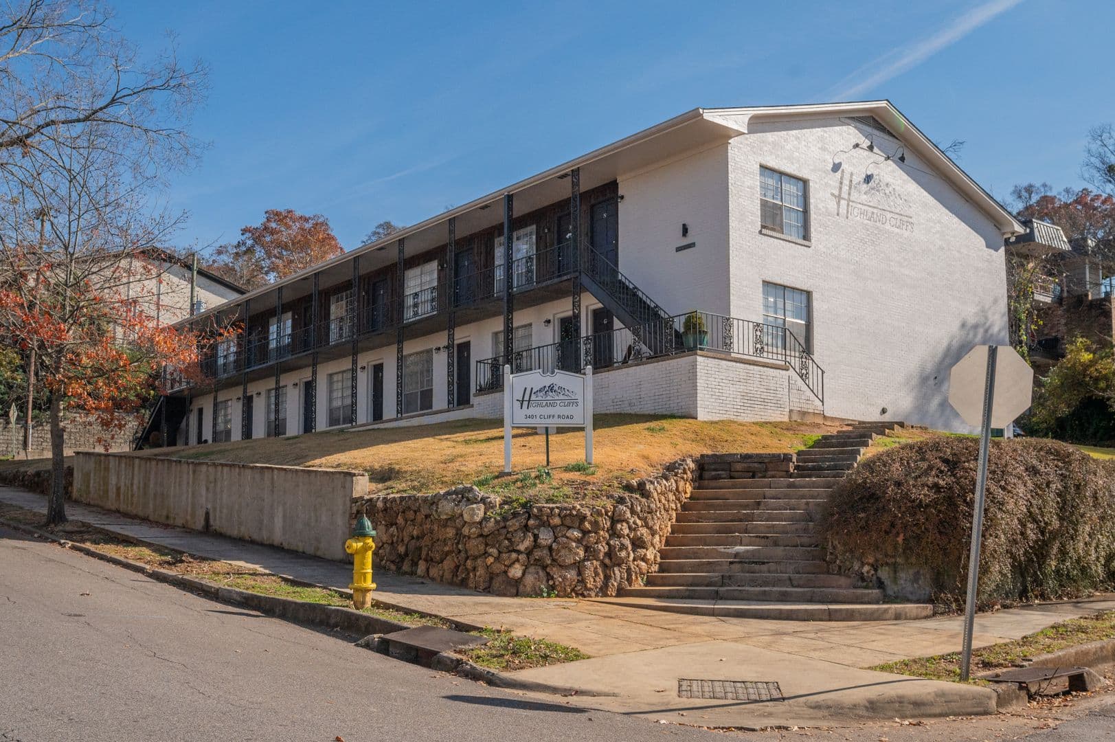 Birmingham Apartment: 3401 Cliff Road