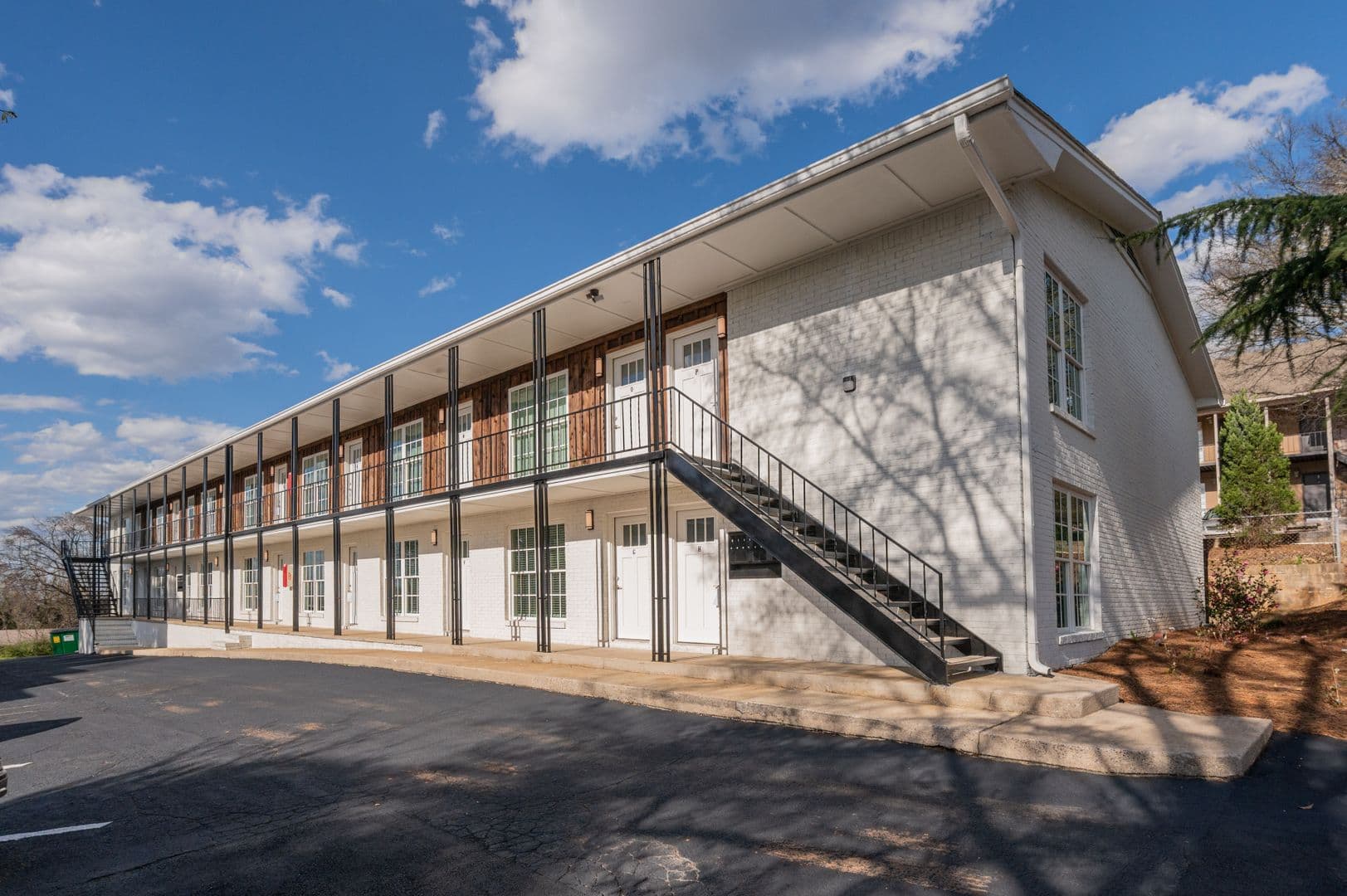Birmingham Apartment: 3314 Cliff Road S