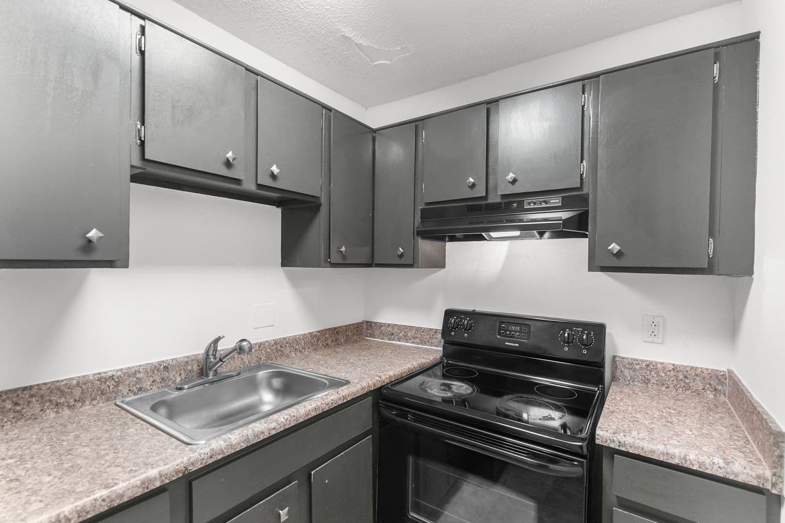 Birmingham Apartment: 1608-1620 14th Ave S