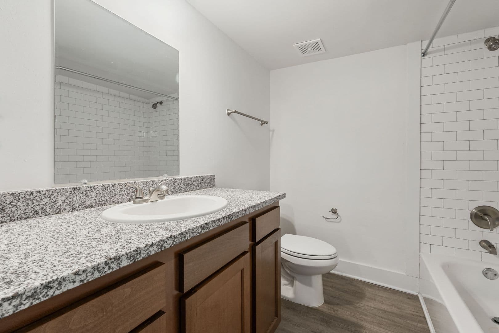 Birmingham Apartment: 1633 13th Ave S