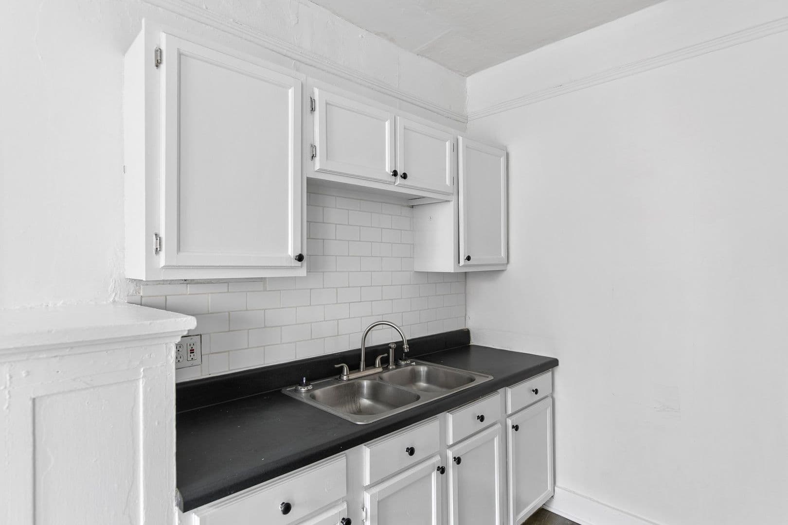 Birmingham Apartment: 1000-1010 18th Street S